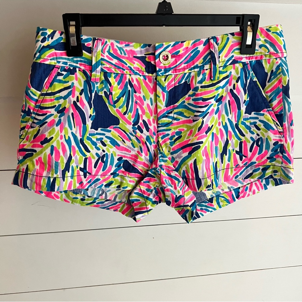 Lilly Pulitzer Women’s The Walsh Shorts Indigo Palm pink palm Resort wear Size 4
